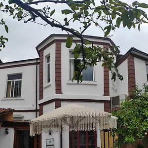 Oda Hostel , Tiran Arnavutluk