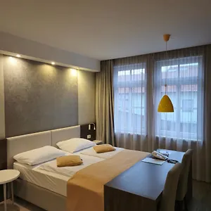 Emonec 3*, Ljubljana Slovenya